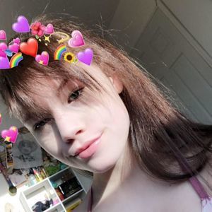 Meet your Posher, Izzy